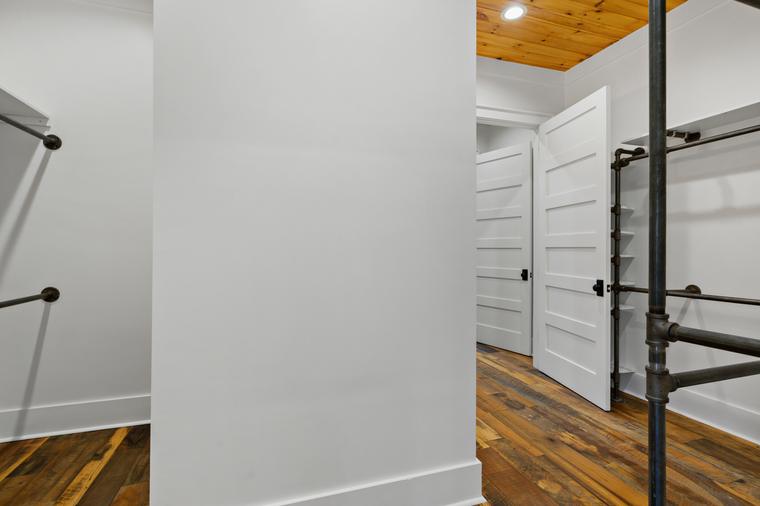 Interiors photographed by EMB Solutions in Northwest Georgia