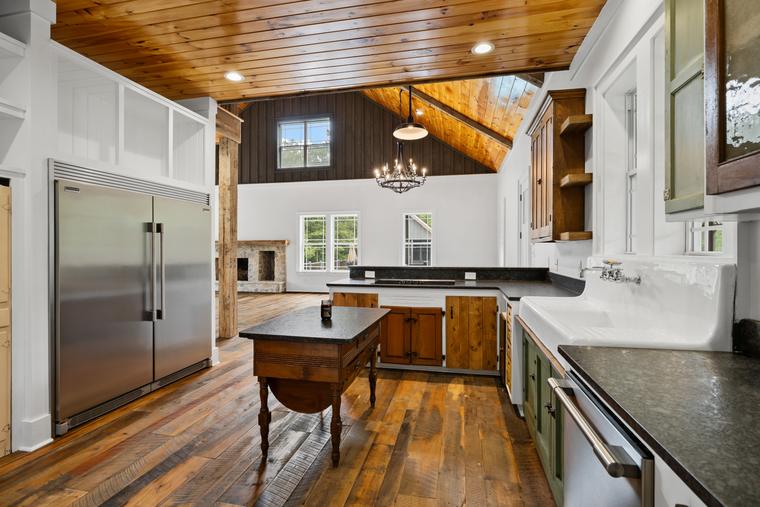 Interiors photographed by EMB Solutions in Northwest Georgia