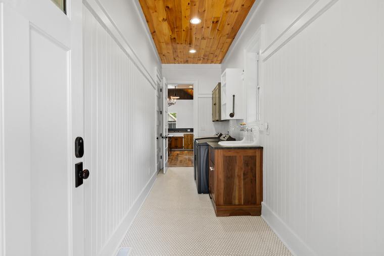 Interiors photographed by EMB Solutions in Northwest Georgia